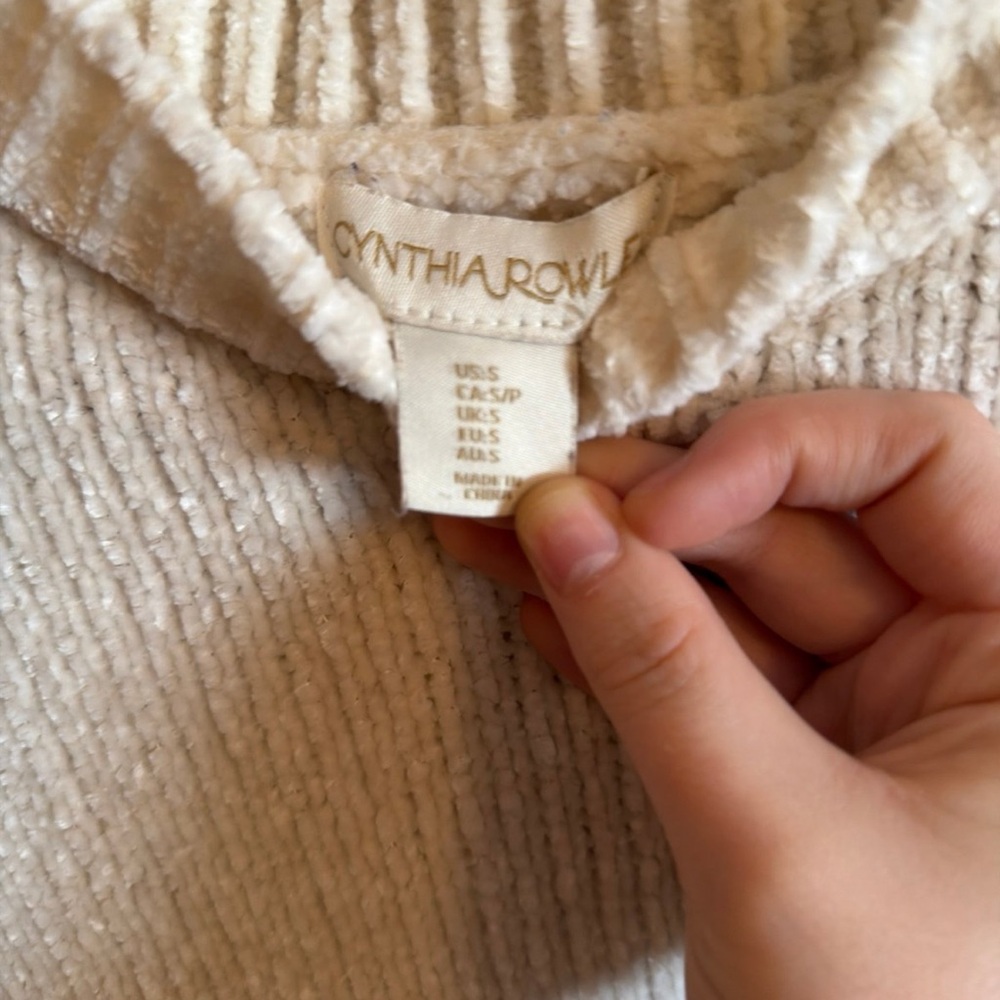 Sweater - Picture 2 of 2